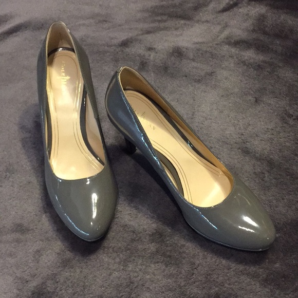 Used Cole Haan 1/2in Platform Heels Gray Size 10B - Picture 6 of 10